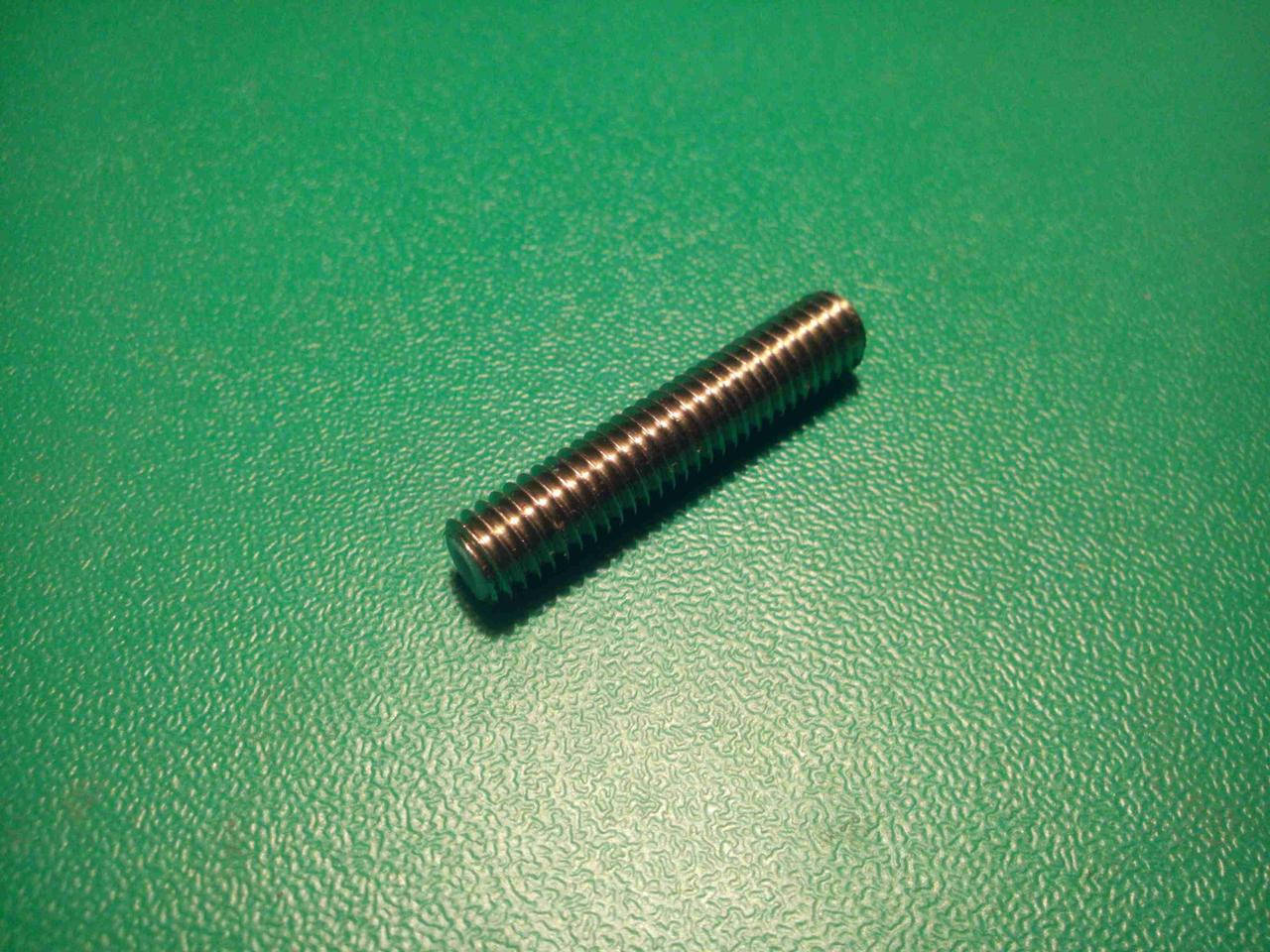 Термобарьер экструдера 1.75 мм 30 мм M6 3D-принтера
Термобарьер экструдера 1.75 мм 30 мм M6 3D-принтера