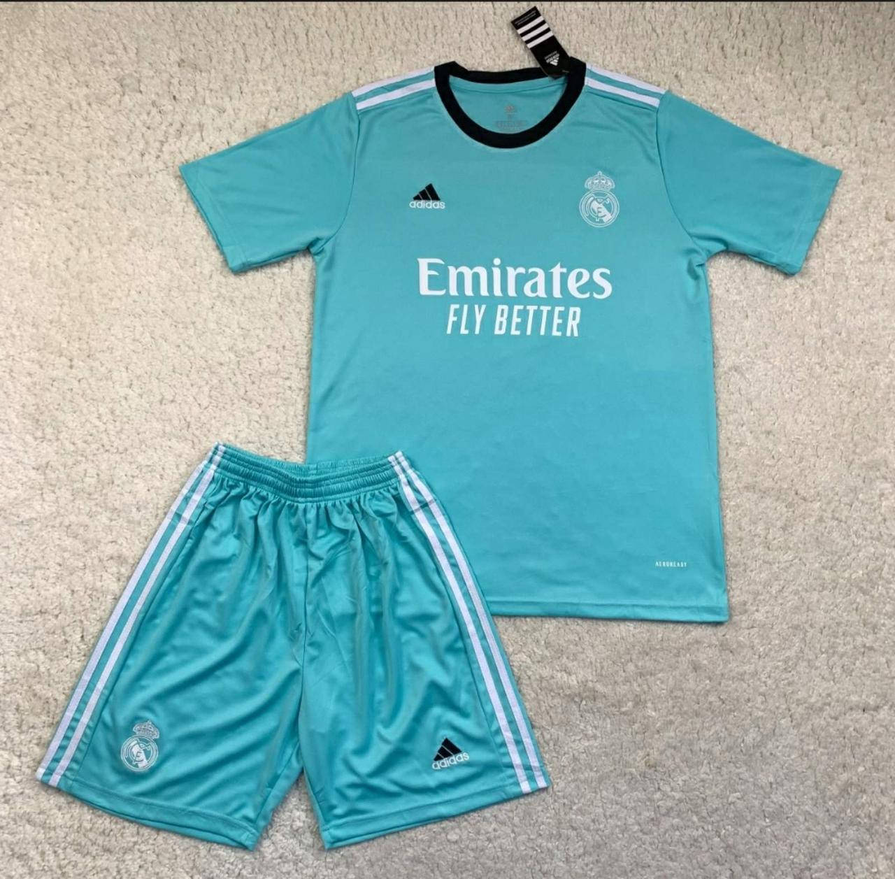 Футбольная форма Реал Мадрид 2022 выездная резерв бирюзовый Real madrid гостевой комплект формы Реала голубая
Футбольная форма Реал Мадрид 2022 выездная резерв бирюзовый Real madrid гостевой комплект формы Реала голубая