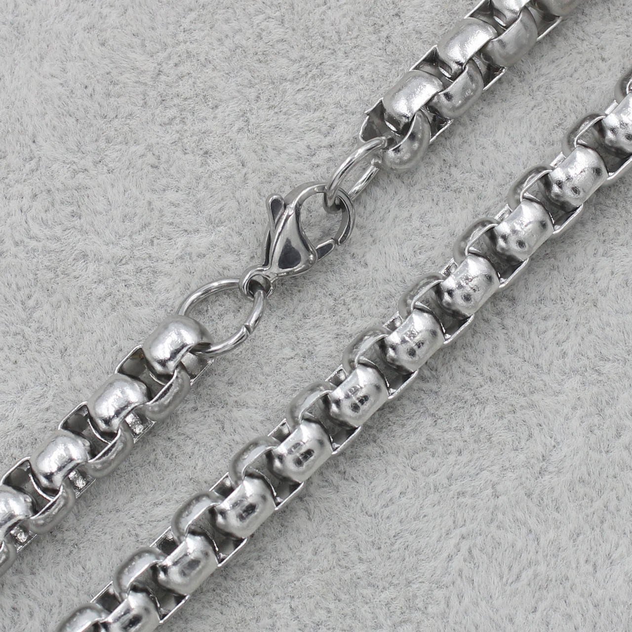 Цепь мужская бельцер Stainless Steel из медицинской хирургической стали длина 60 см ширина 6 мм цвет серебро
Цепь мужская бельцер Stainless Steel из медицинской хирургической стали длина 60 см ширина 6 мм цвет серебро
