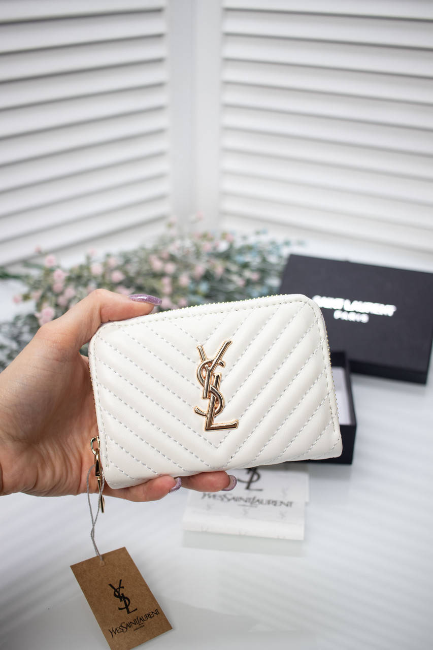 Кошелек стеганый белый женский Yves Saint Laurent Кошелек маленький Ив Сен Лоран Люкс качество YSL
Кошелек стеганый белый женский Yves Saint Laurent Кошелек маленький Ив Сен Лоран Люкс качество YSL