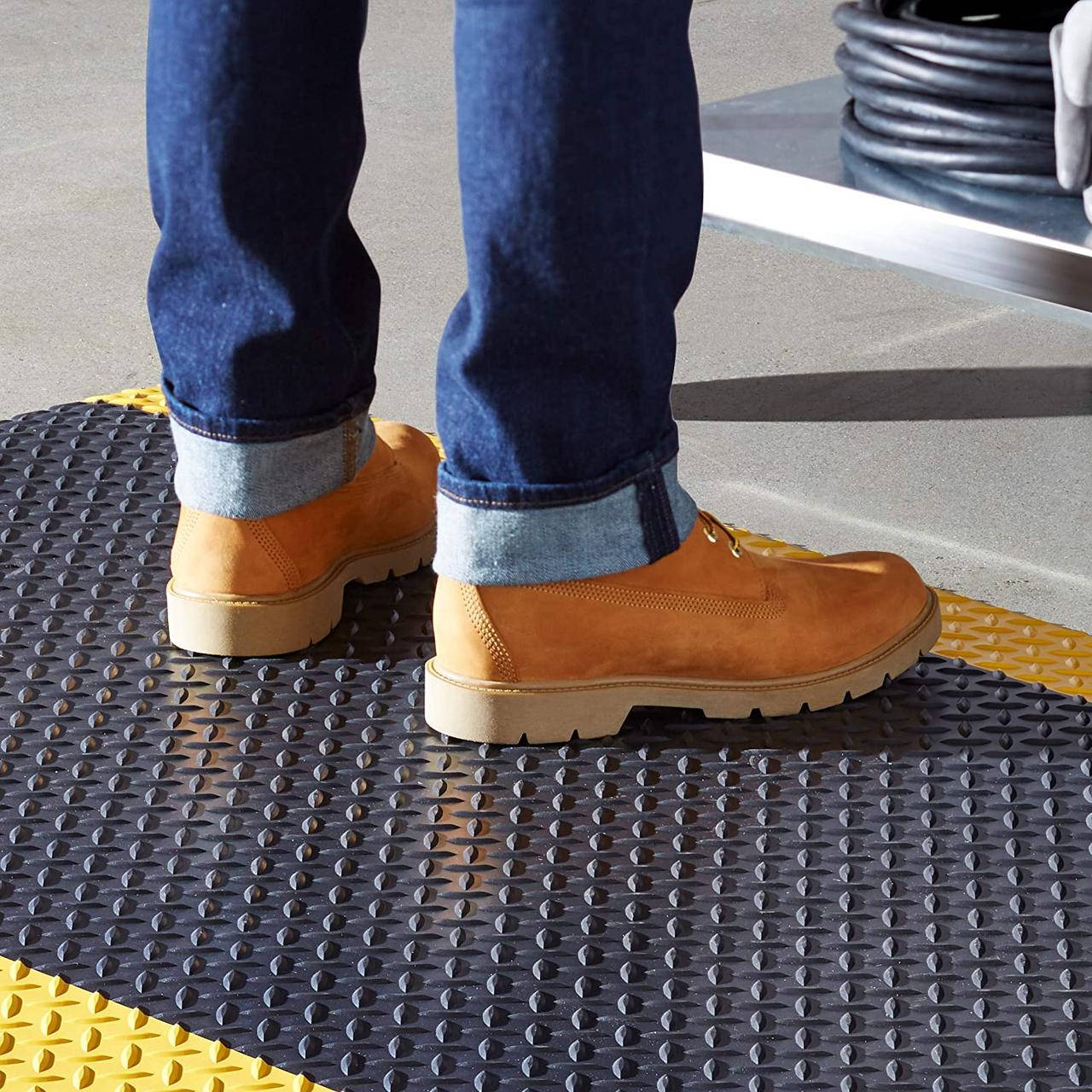 Промышленный коврик против усталости для работы стоя 100*50*2 см
Промышленный коврик против усталости для работы стоя 100*50*2 см