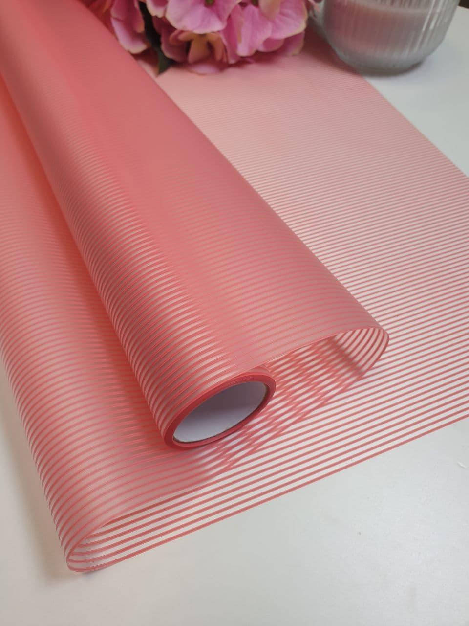 Упаковка для цветов, флористическая калька в рулоне "Полоса горизонтальная" (пленка корейская)70см*7м.
Упаковка для цветов, флористическая калька в рулоне "Полоса горизонтальная" (пленка корейская)70см*7м.