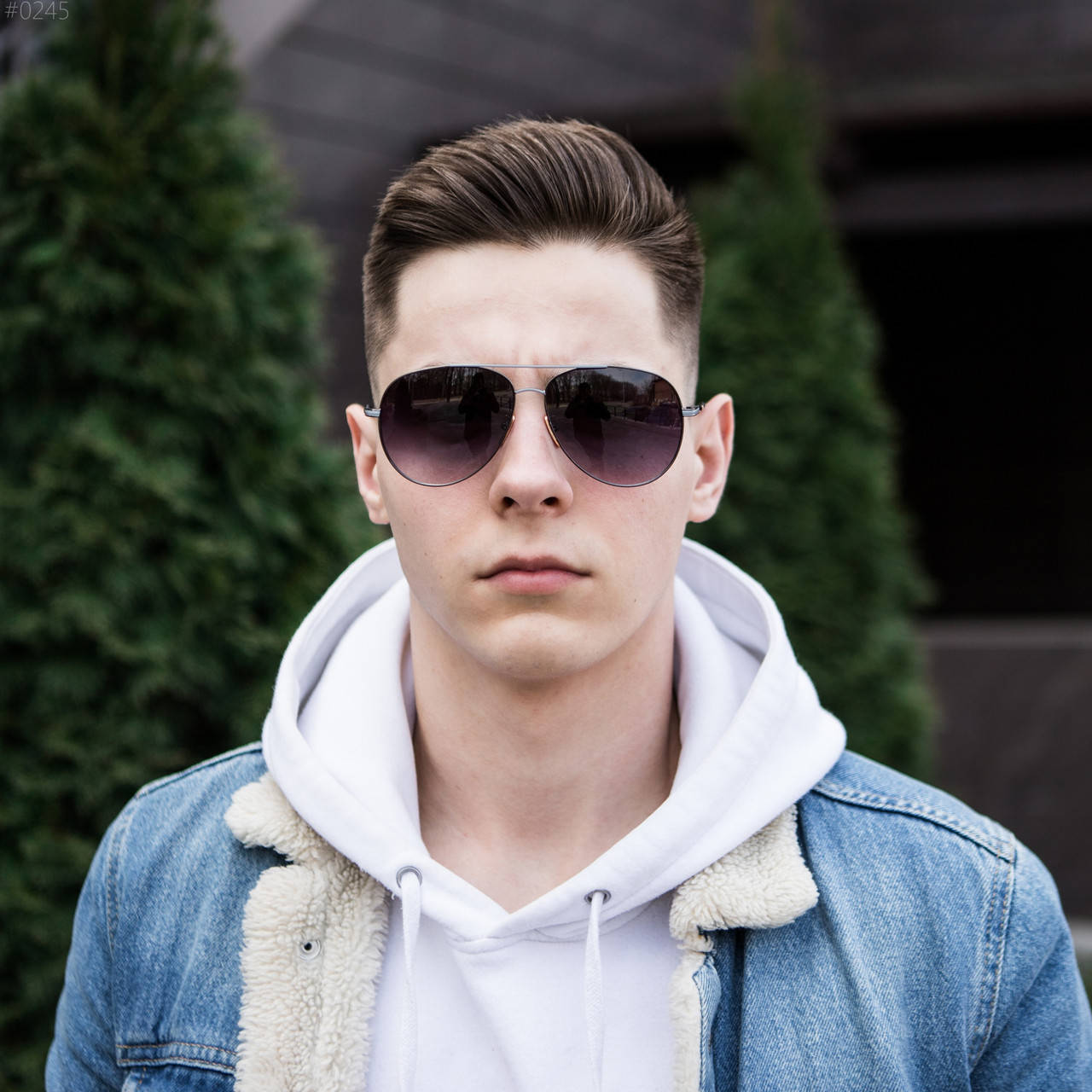 Мужские солнцезащитные очки с прозрачными стеклами
Мужские солнцезащитные очки с прозрачными стеклами