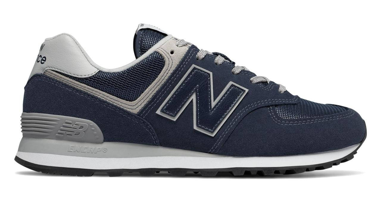 Оригинальные стильные мужские кроссовки замшевые New balance 574EGN синего цвета, Синий
Оригинальные стильные мужские кроссовки замшевые New balance 574EGN синего цвета, Синий