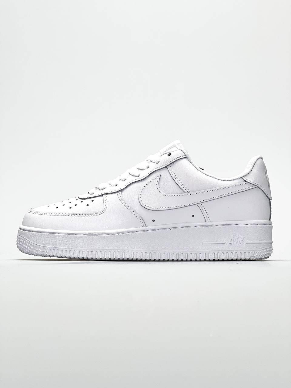 Женские кроссовки белые Nike Air Force 1 W White стильные кроссовки демисезонные кроссовки Найк, Белый
Женские кроссовки белые Nike Air Force 1 W White стильные кроссовки демисезонные кроссовки Найк, Белый
