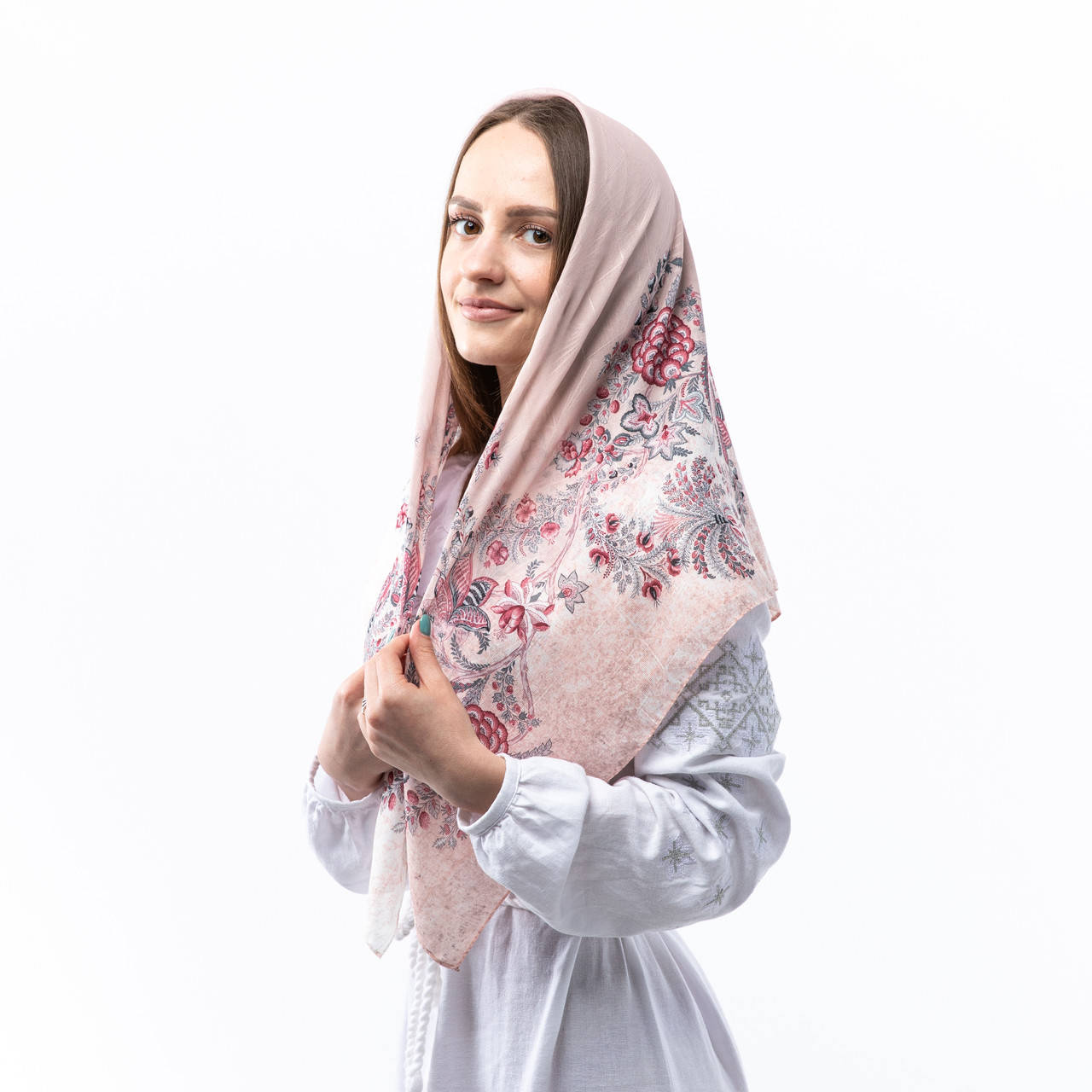 Тоненька шифонова хустка 90х90см Кавова
Тоненька шифонова хустка 90х90см Кавова