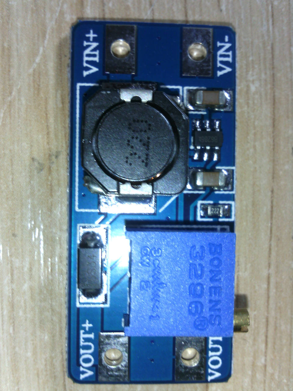 DC Повышающий. преобразователь MT3608 2A, регулируемый
DC Повышающий. преобразователь MT3608 2A, регулируемый