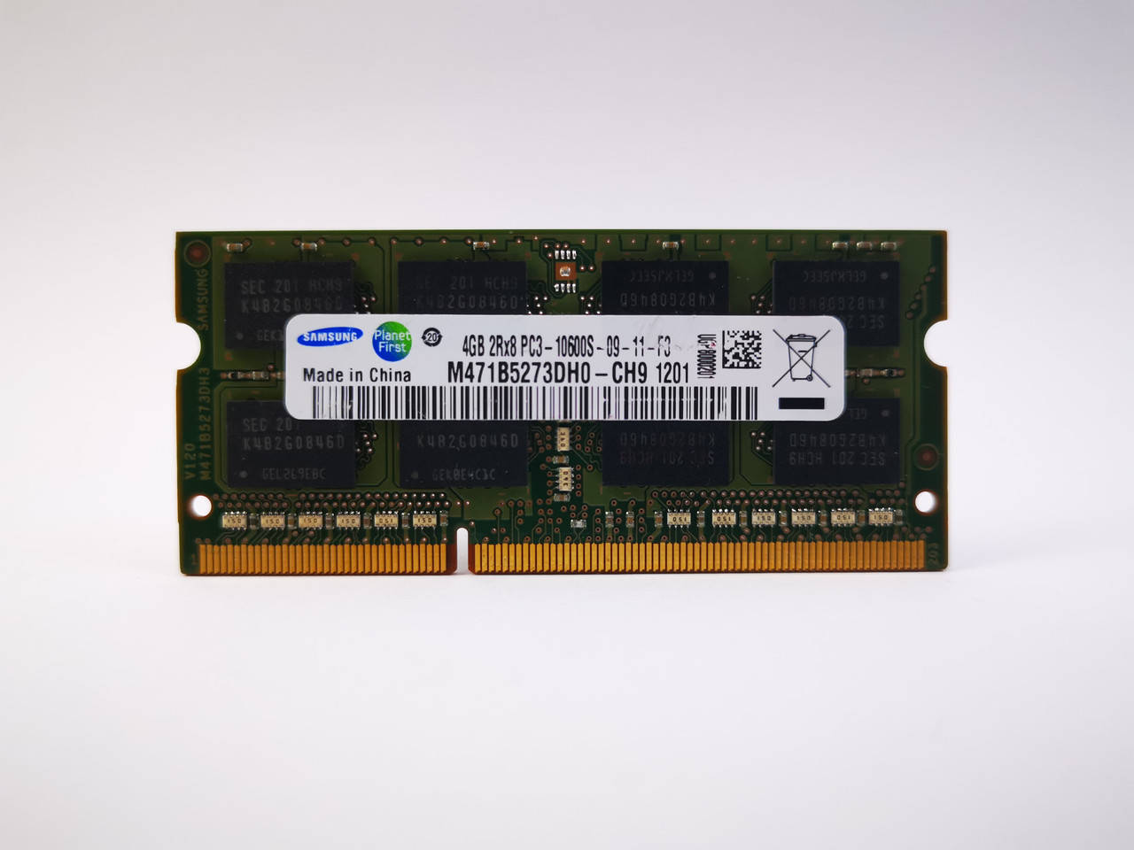 Оперативная память для ноутбука SODIMM Samsung DDR3 4Gb 1333MHz PC3-10600S (M471B5273DH0-CH9) Б/У
Оперативная память для ноутбука SODIMM Samsung DDR3 4Gb 1333MHz PC3-10600S (M471B5273DH0-CH9) Б/У