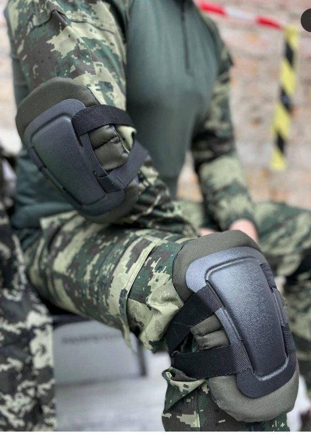 Наколенники (налокотники) защитные тактические военные с пластиковой накладкой.Цена за 1 пару
Наколенники (налокотники) защитные тактические военные с пластиковой накладкой.Цена за 1 пару