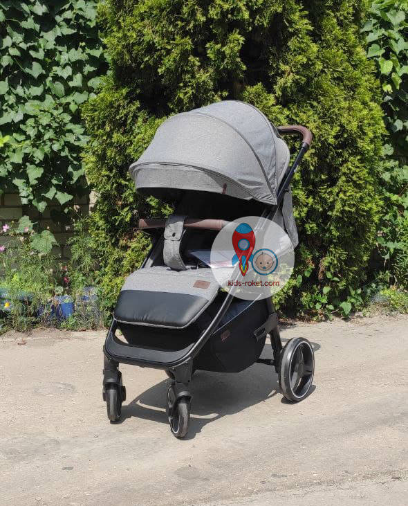 Коляска прогулочная Carrello Bravo (CRL-8512) с дождевиком, чехол на ножки, подстаканник Elephant Grey
Коляска прогулочная Carrello Bravo (CRL-8512) с дождевиком, чехол на ножки, подстаканник Elephant Grey