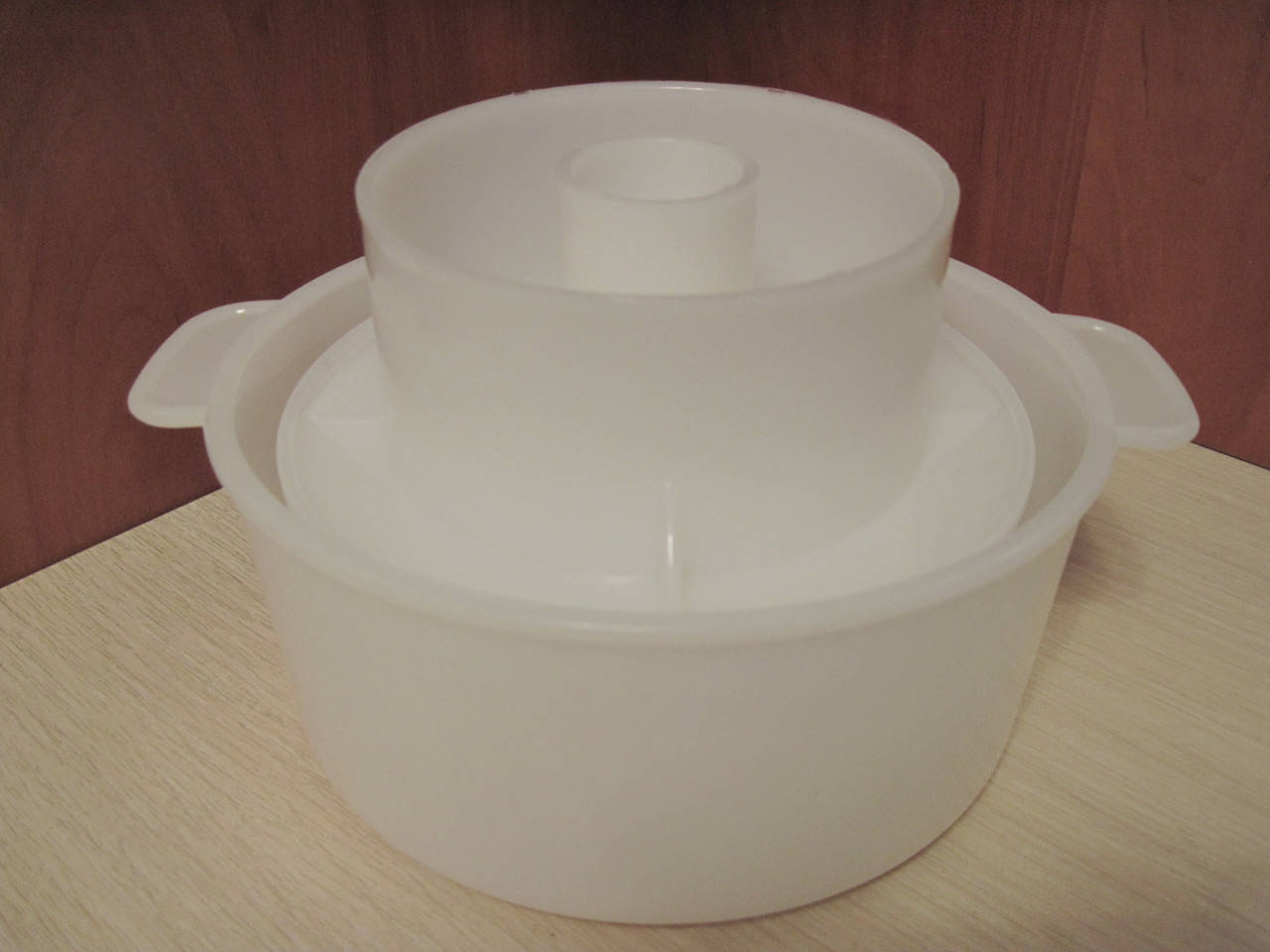 Форма для сыров (на 0,5-1кг) с поршнем
Форма для сыров (на 0,5-1кг) с поршнем