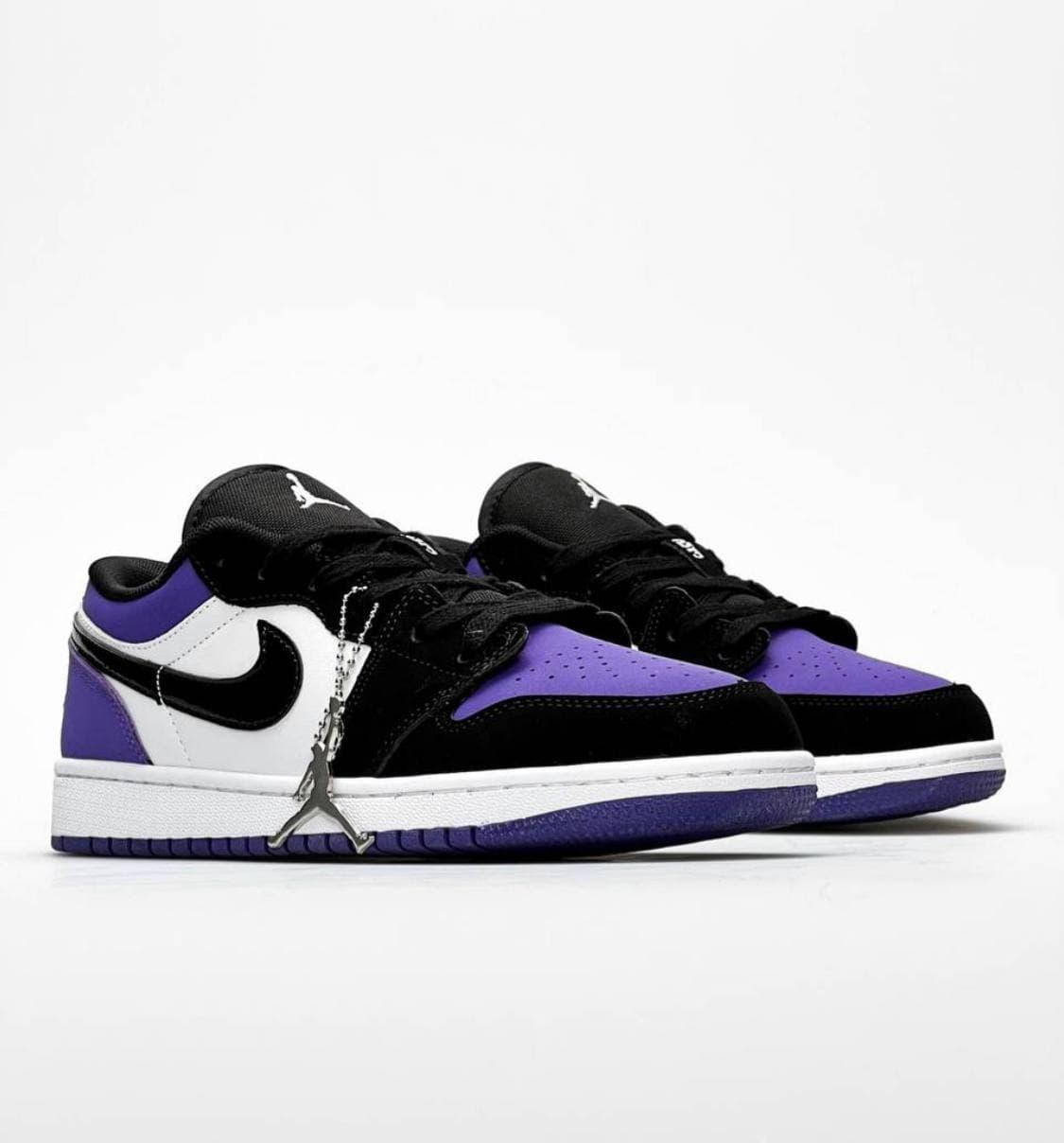 Женские кроссовки Nike Air Jordan Low Black Purple Кеды низкие для девушки Найк Джордан 1 фиолетовые Кожа, Фиолетовый
Женские кроссовки Nike Air Jordan Low Black Purple Кеды низкие для девушки Найк Джордан 1 фиолетовые Кожа, Фиолетовый