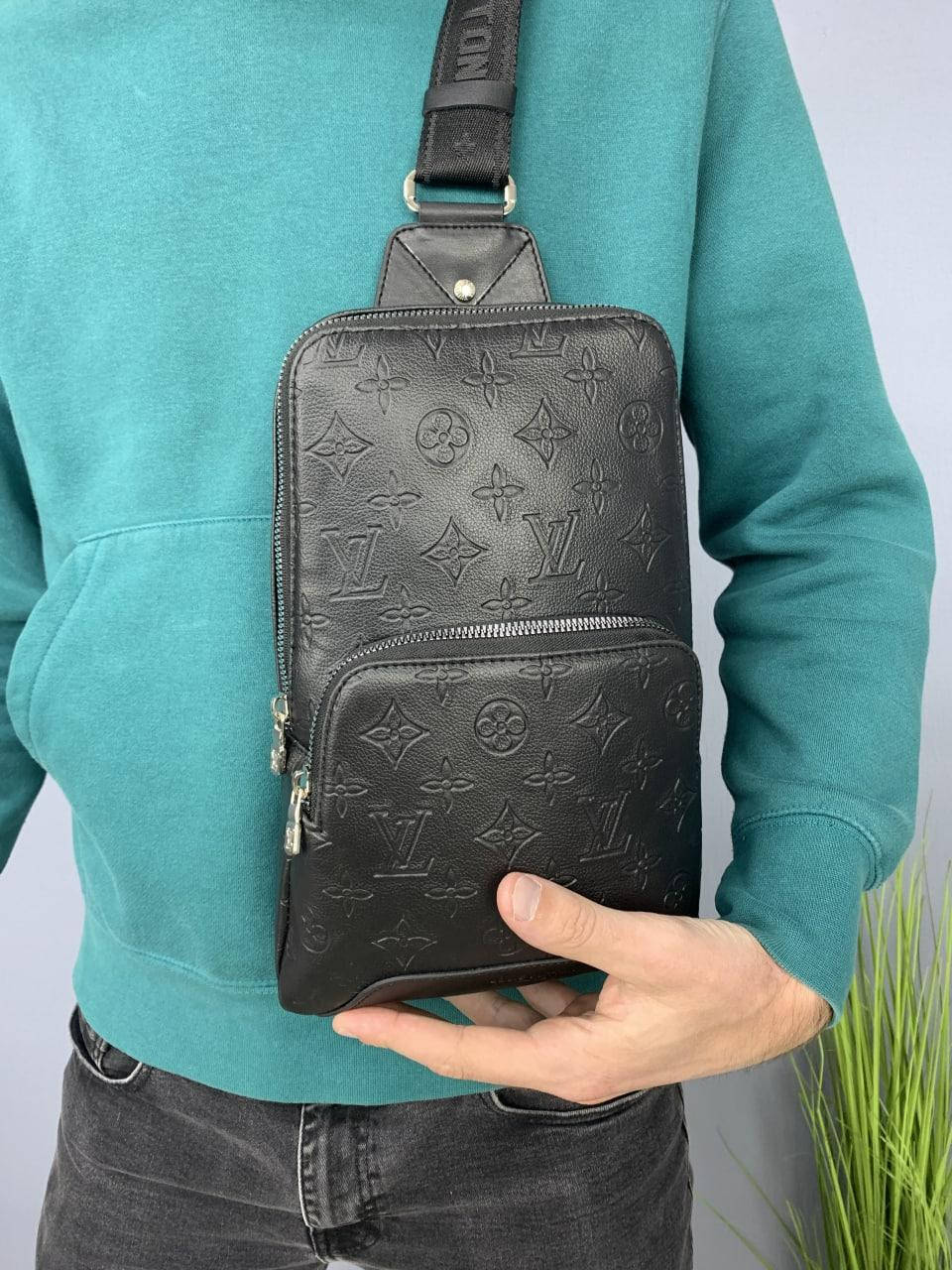 Мужская кожаная сумка слинг Louis Vuitton черная | Кожаная сумка через плечо Луи Виттон, Черный
Мужская кожаная сумка слинг Louis Vuitton черная | Кожаная сумка через плечо Луи Виттон, Черный