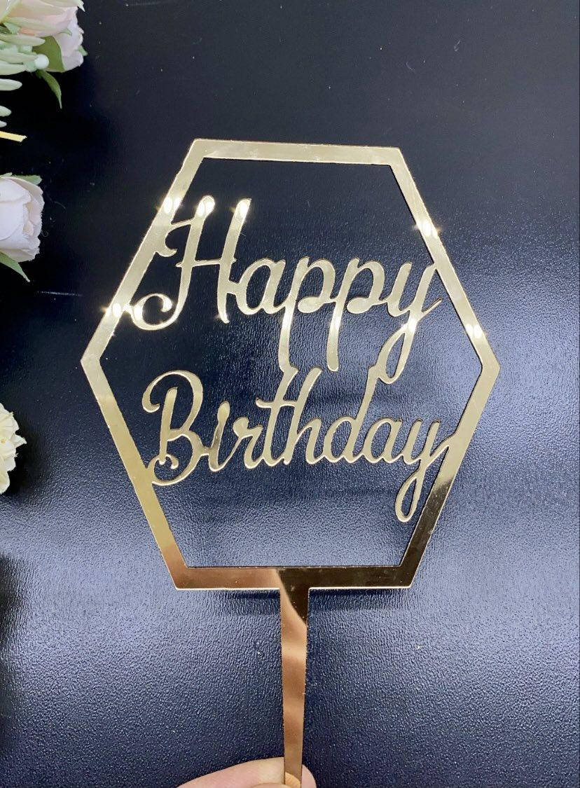 Топпер зеркальный Happy Birthday в ромбе Зеркальные топперы на торт Топперы из зеркального пластика под заказ
Топпер зеркальный Happy Birthday в ромбе Зеркальные топперы на торт Топперы из зеркального пластика под заказ