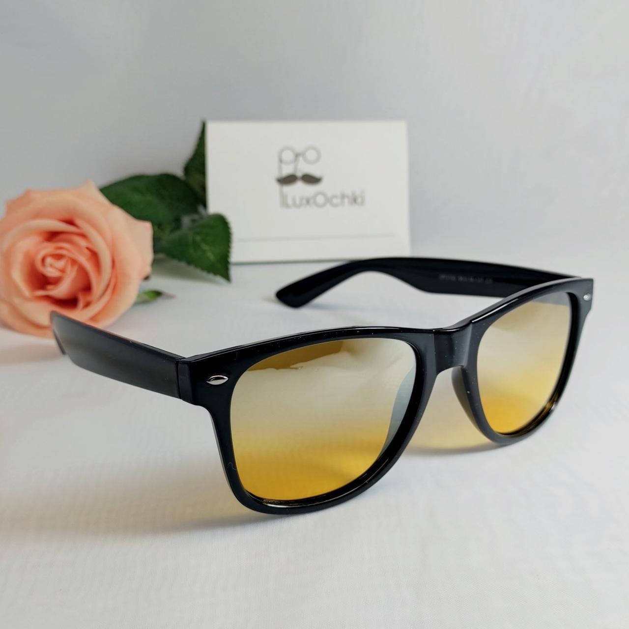 Очки Wayfarer для водителя антифара поляризованные с желтыми линзами в глянцевой оправе, Желтый
Очки Wayfarer для водителя антифара поляризованные с желтыми линзами в глянцевой оправе, Желтый