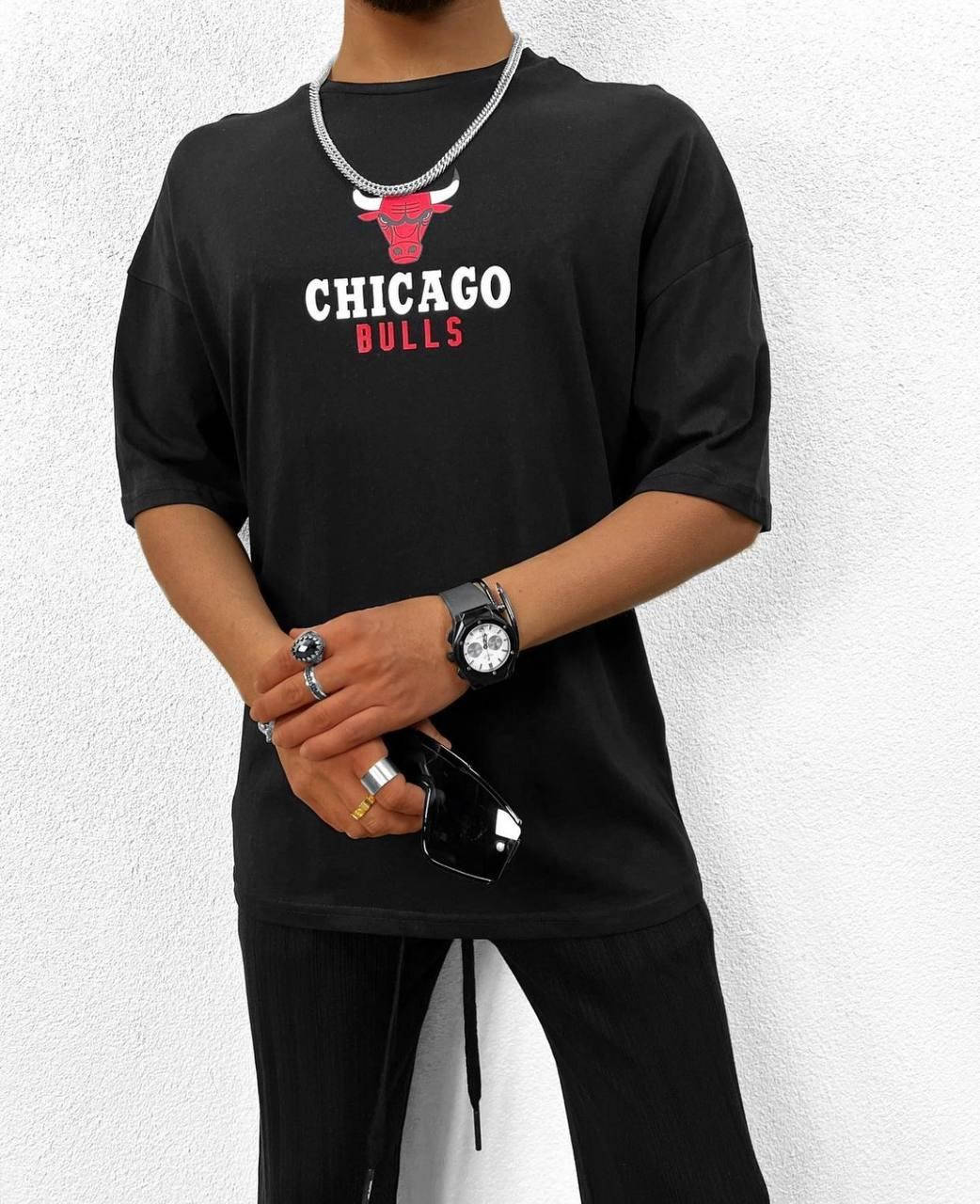 Мужская стильная оверсайз футболка с принтом Chicago Bulls (черная) Свободная футболка на лето M
Мужская стильная оверсайз футболка с принтом Chicago Bulls (черная) Свободная футболка на лето M