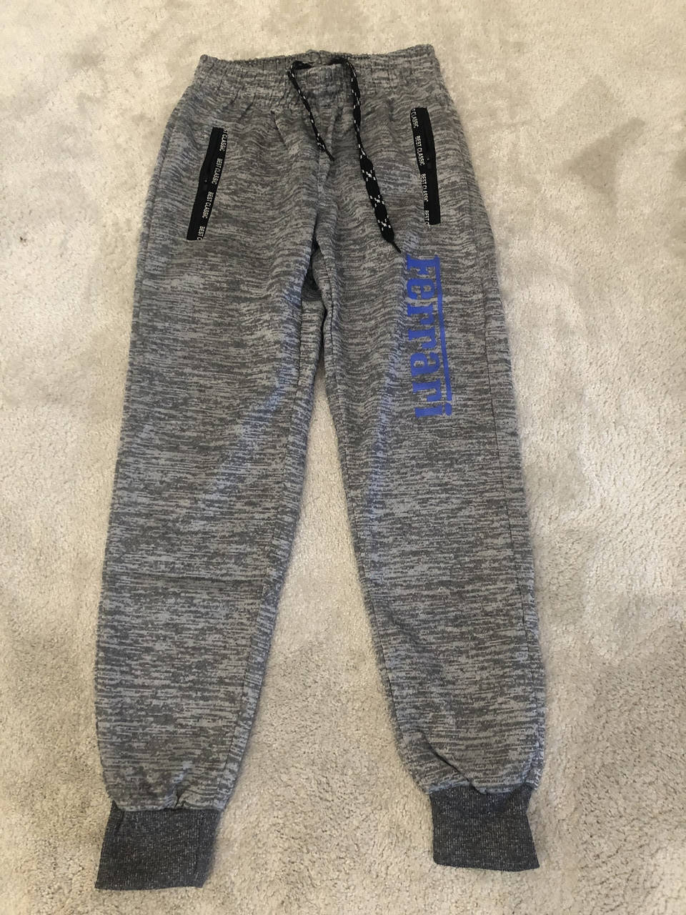 Фирменные спортивные штаны для мальчиков
Фирменные спортивные штаны для мальчиков