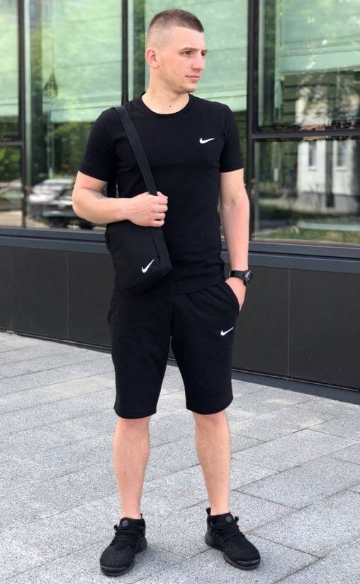 Спортивный мужской костюм Nike черный + барсетка в подарок, летний костюмы найк Топ, Разные цвета
Спортивный мужской костюм Nike черный + барсетка в подарок, летний костюмы найк Топ, Разные цвета