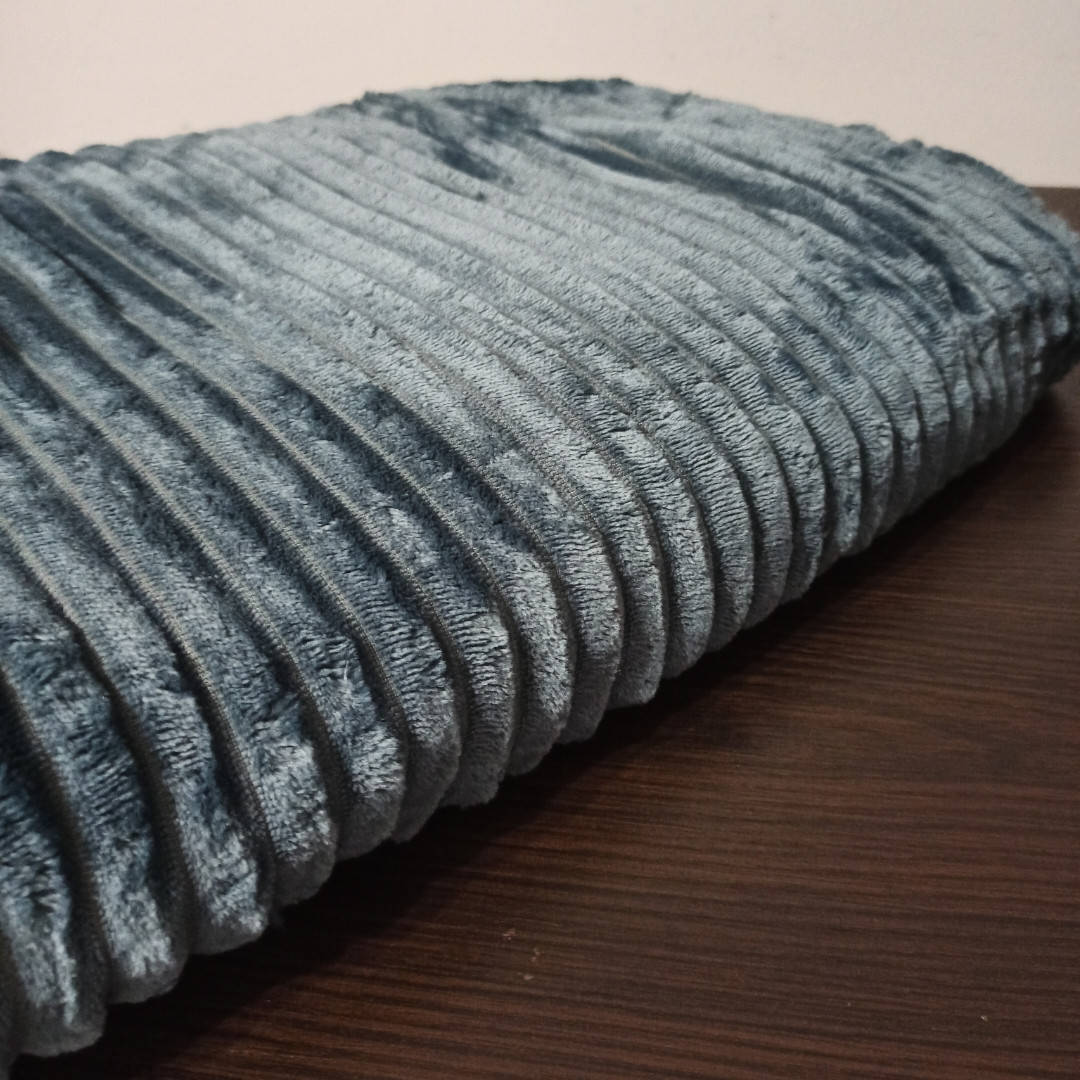 Плед, теплый, мягкий, евро Микрофибра 2,1 * 2.3 м. шарпей серый з синевой
Плед, теплый, мягкий, евро Микрофибра 2,1 * 2.3 м. шарпей серый з синевой