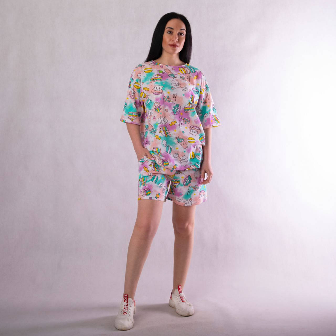 Костюм женский летний, футболка и шорты 21023 Oversize Пирожное коттон Розовый с разноцветным 50-52
Костюм женский летний, футболка и шорты 21023 Oversize Пирожное коттон Розовый с разноцветным 50-52