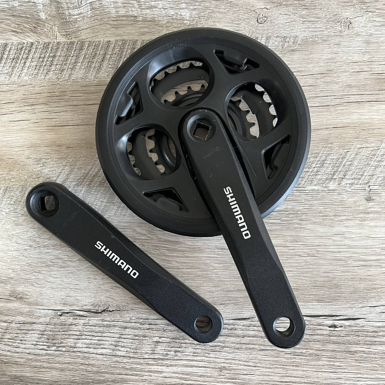 Алюминиевые Шатуны Shimano ( 42-34-24 ) Шатуны со звёздами для велосипеда ( передние звезды для велосипеда )
Алюминиевые Шатуны Shimano ( 42-34-24 ) Шатуны со звёздами для велосипеда ( передние звезды для велосипеда )