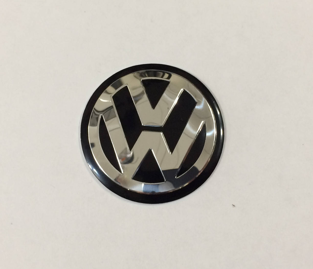 Эмблема руля VW Volkswagen 45мм
Эмблема руля VW Volkswagen 45мм