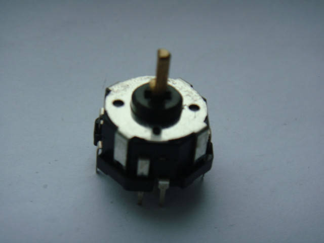 Джойстик (encoder) ALPS CSX1065 для автомагнитол Pioneer P4050, P4000U P7040 DEH5000UB, 6300SD, 7200SD
Джойстик (encoder) ALPS CSX1065 для автомагнитол Pioneer P4050, P4000U P7040 DEH5000UB, 6300SD, 7200SD