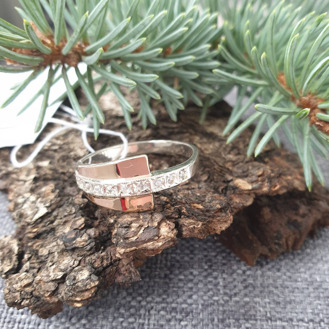 Каблучка срібна з позолотою
Каблучка срібна з позолотою