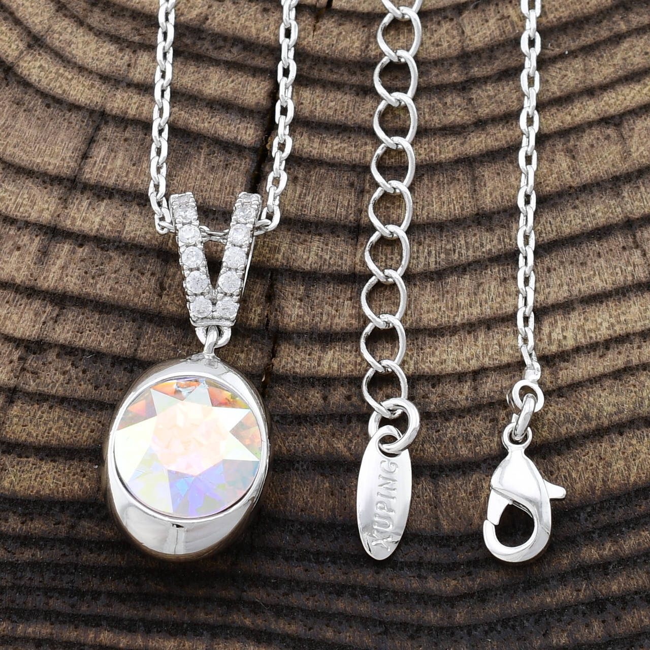 Набор Xuping с кристаллами Swarovski 87061 кулон 22х10 мм + цепочка 40+5 см цвет рассвет позолота БЗ
Набор Xuping с кристаллами Swarovski 87061 кулон 22х10 мм + цепочка 40+5 см цвет рассвет позолота БЗ