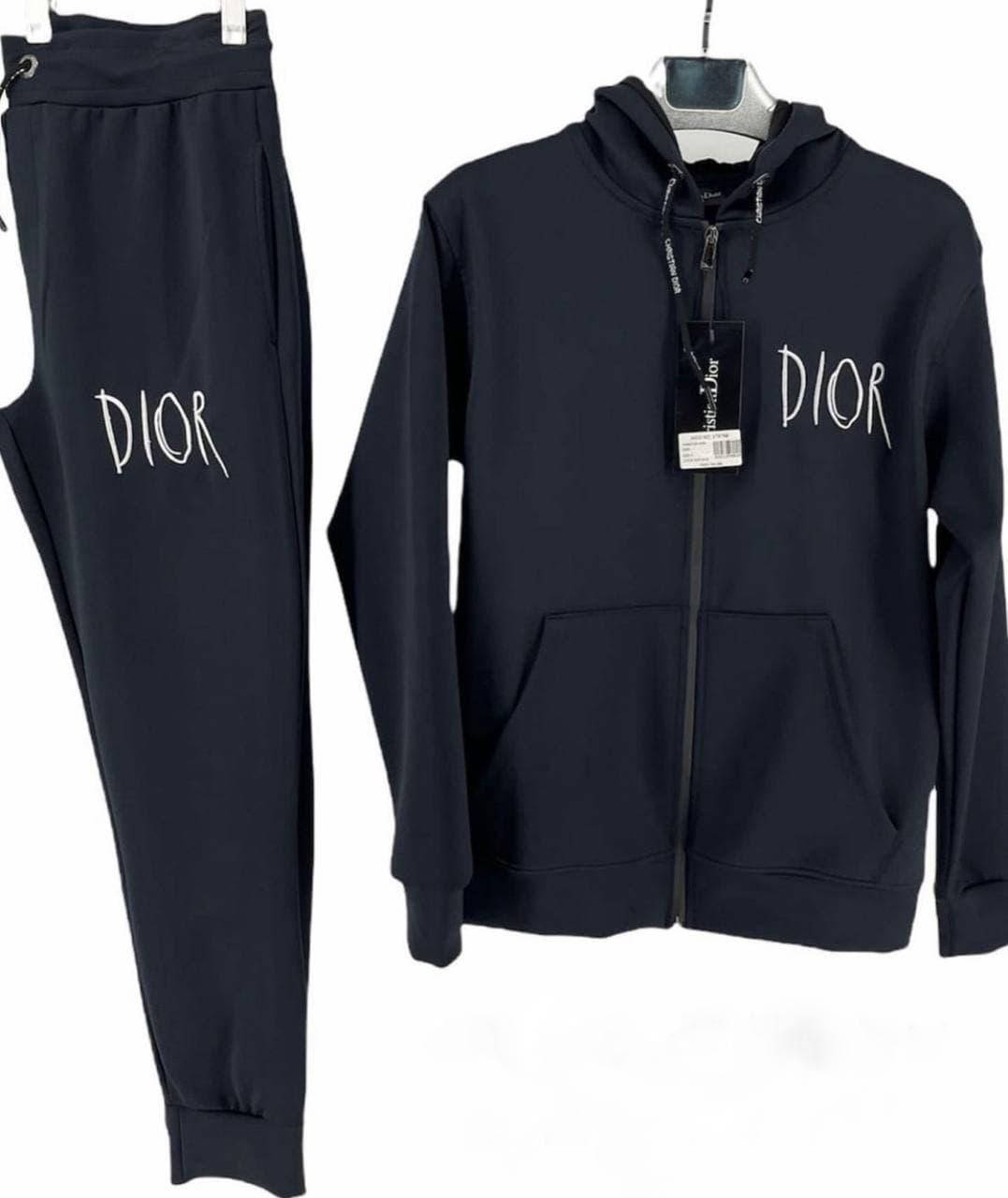 Спортивный костюм мужской *Dior* двунить р.48-52(2цв) "BARBARA" купить недорого от прямого поставщика, Разные цвета
Спортивный костюм мужской *Dior* двунить р.48-52(2цв) "BARBARA" купить недорого от прямого поставщика, Разные цвета