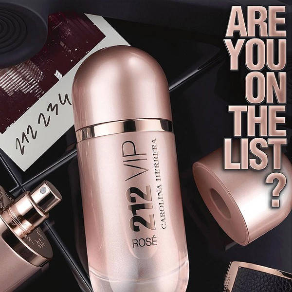 Цветочные духи Carolina Herrera 212 Vip Rose Каролина Эррера 212 Вип Роуз парфюмированная вода - 80ml
Цветочные духи Carolina Herrera 212 Vip Rose Каролина Эррера 212 Вип Роуз парфюмированная вода - 80ml