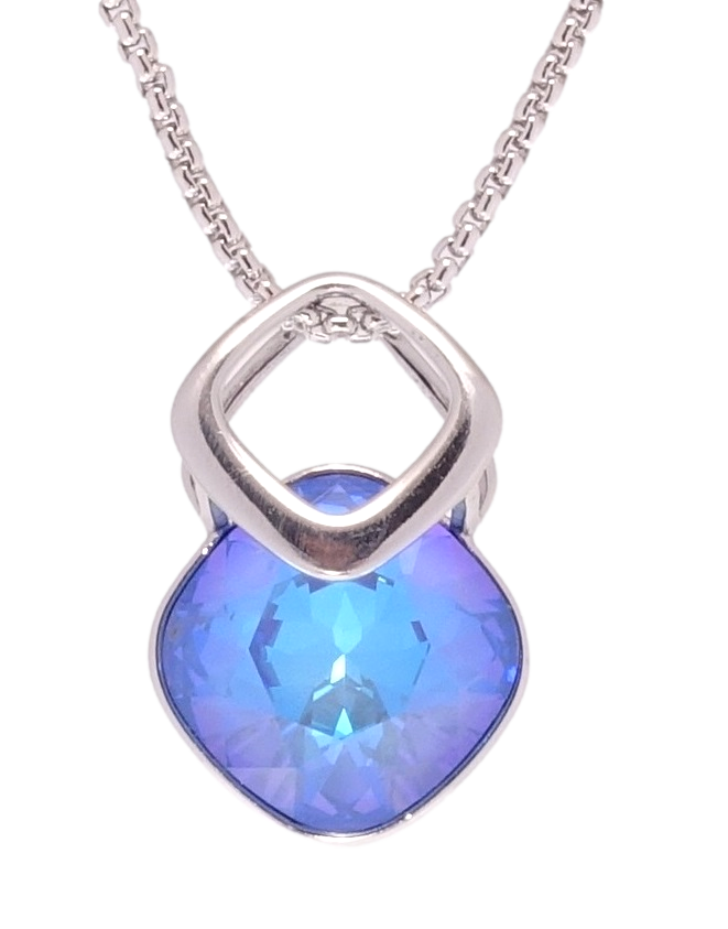 Кулон Xuping Родий с кр-ми Swarovski на цепочке "Кристалл Ocean Delite" длина 40-45см х 1мм
Кулон Xuping Родий с кр-ми Swarovski на цепочке "Кристалл Ocean Delite" длина 40-45см х 1мм