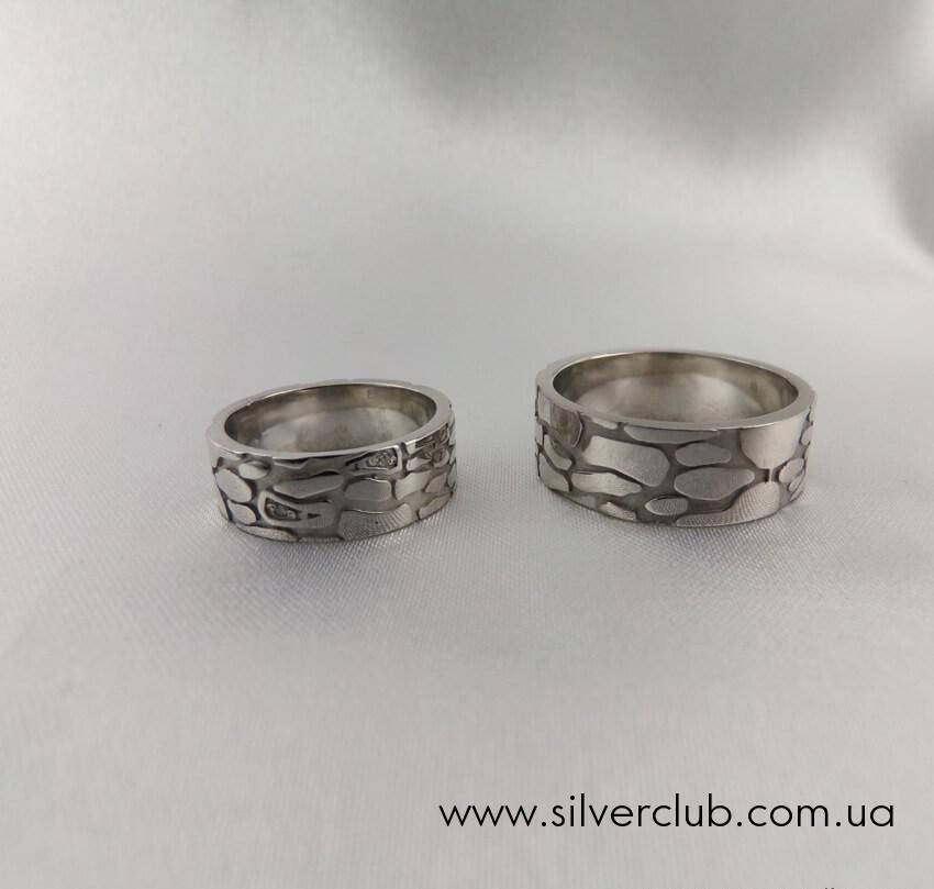 Оригинальные обручальные кольца из серебра
Оригинальные обручальные кольца из серебра