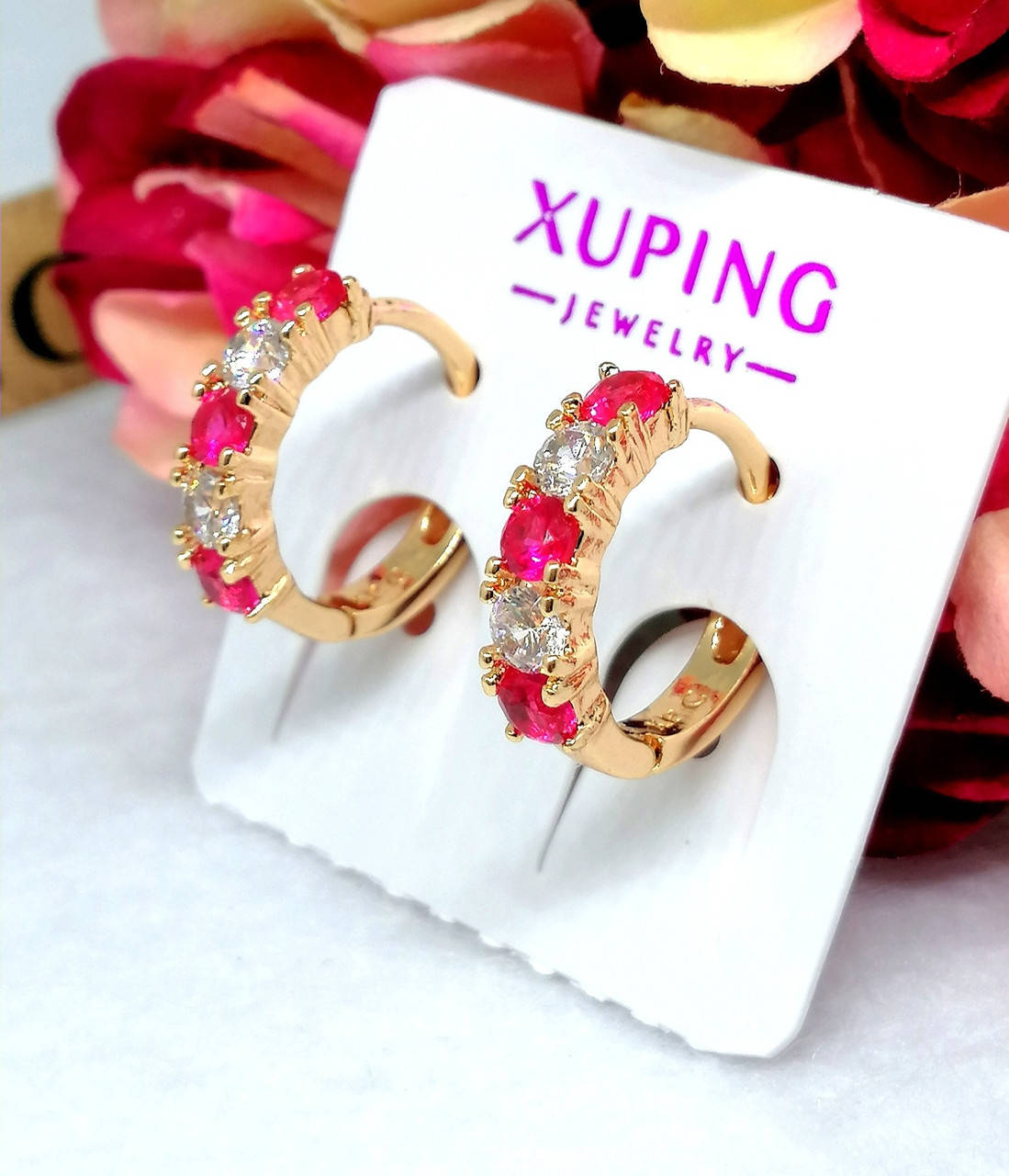 Красивые серьги из медицинского золота. Ювелирная бижутерия Xuping. Позолоченные серьги
Красивые серьги из медицинского золота. Ювелирная бижутерия Xuping. Позолоченные серьги