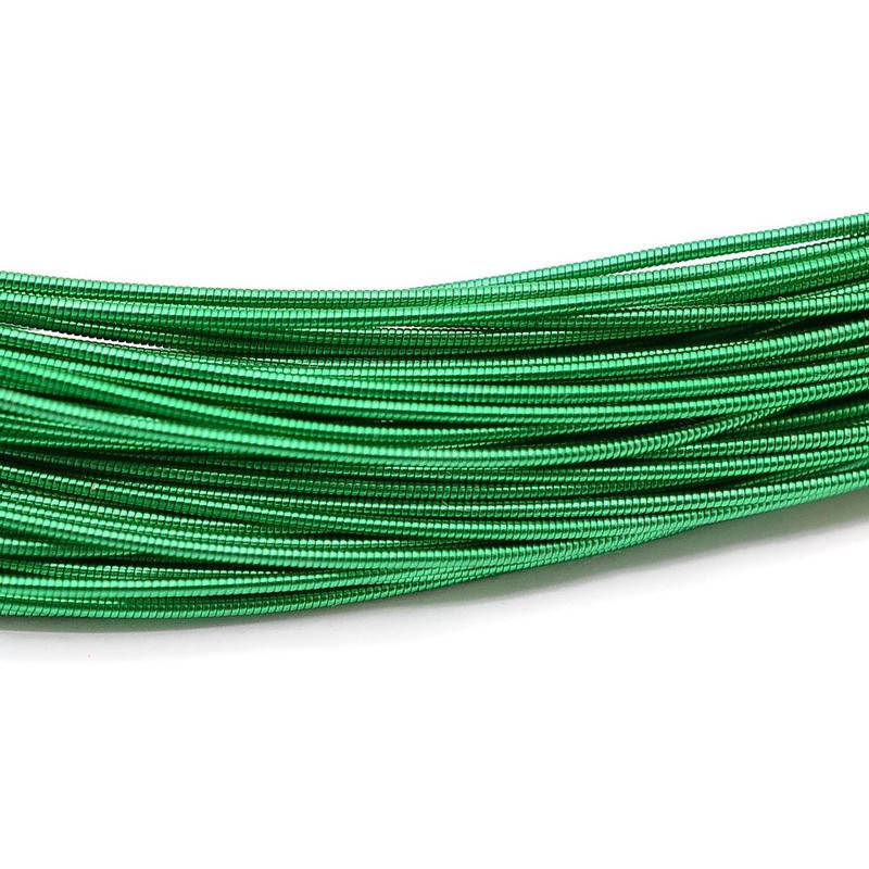 Канитель жесткая 1 мм, зеленая
Канитель жесткая 1 мм, зеленая