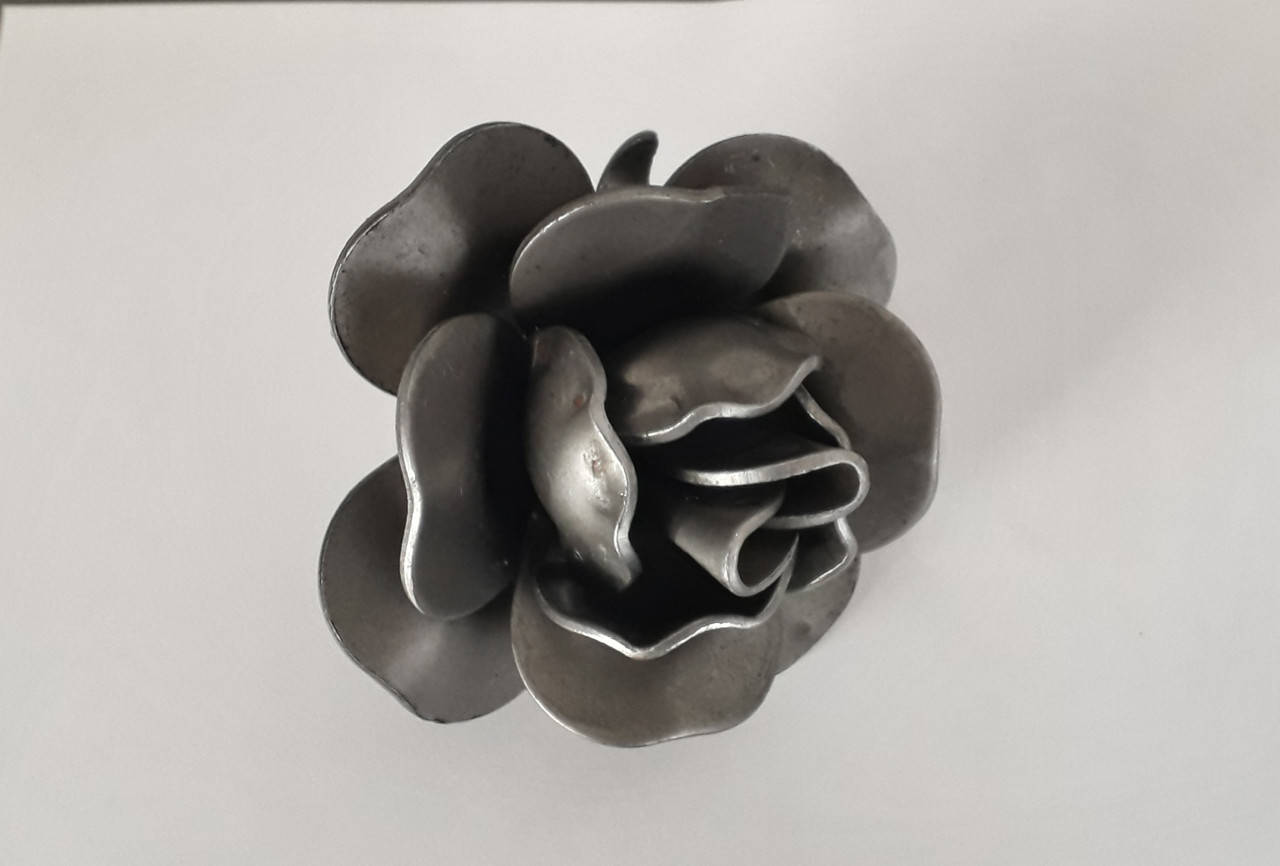 Роза кованая 85х55 мм
Роза кованая 85х55 мм