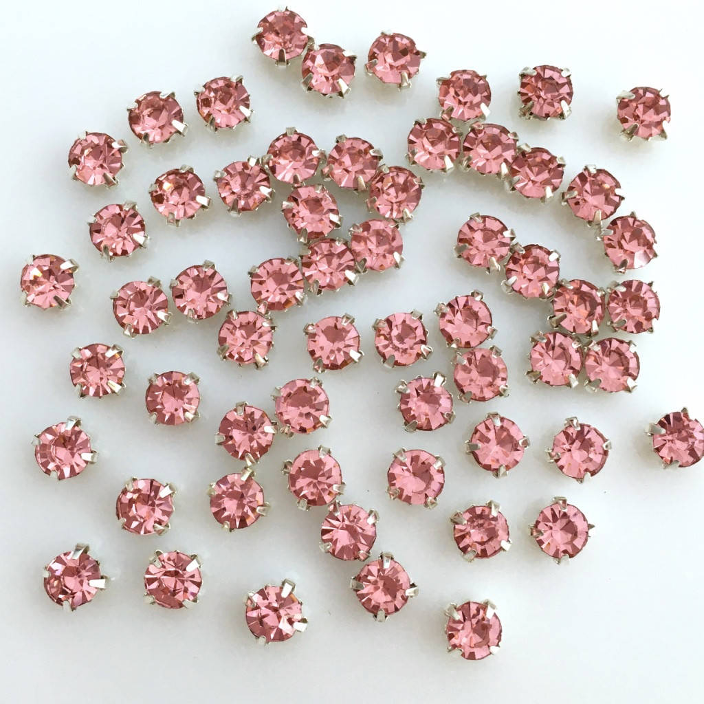 Шатони 5 мм. Ніжно-рожевий (нежно-розовый). Колір оправи: срібний. (Ціна за 1 шт)
Шатони 5 мм. Ніжно-рожевий (нежно-розовый). Колір оправи: срібний. (Ціна за 1 шт)