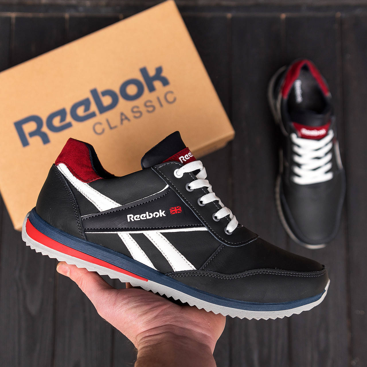 Мужские кожаные кроссовки Anser Reebok весна/осень (натуральная кожа) синие. Размер: 40, 41, 42, 43, 44, 45, Синий
Мужские кожаные кроссовки Anser Reebok весна/осень (натуральная кожа) синие. Размер: 40, 41, 42, 43, 44, 45, Синий