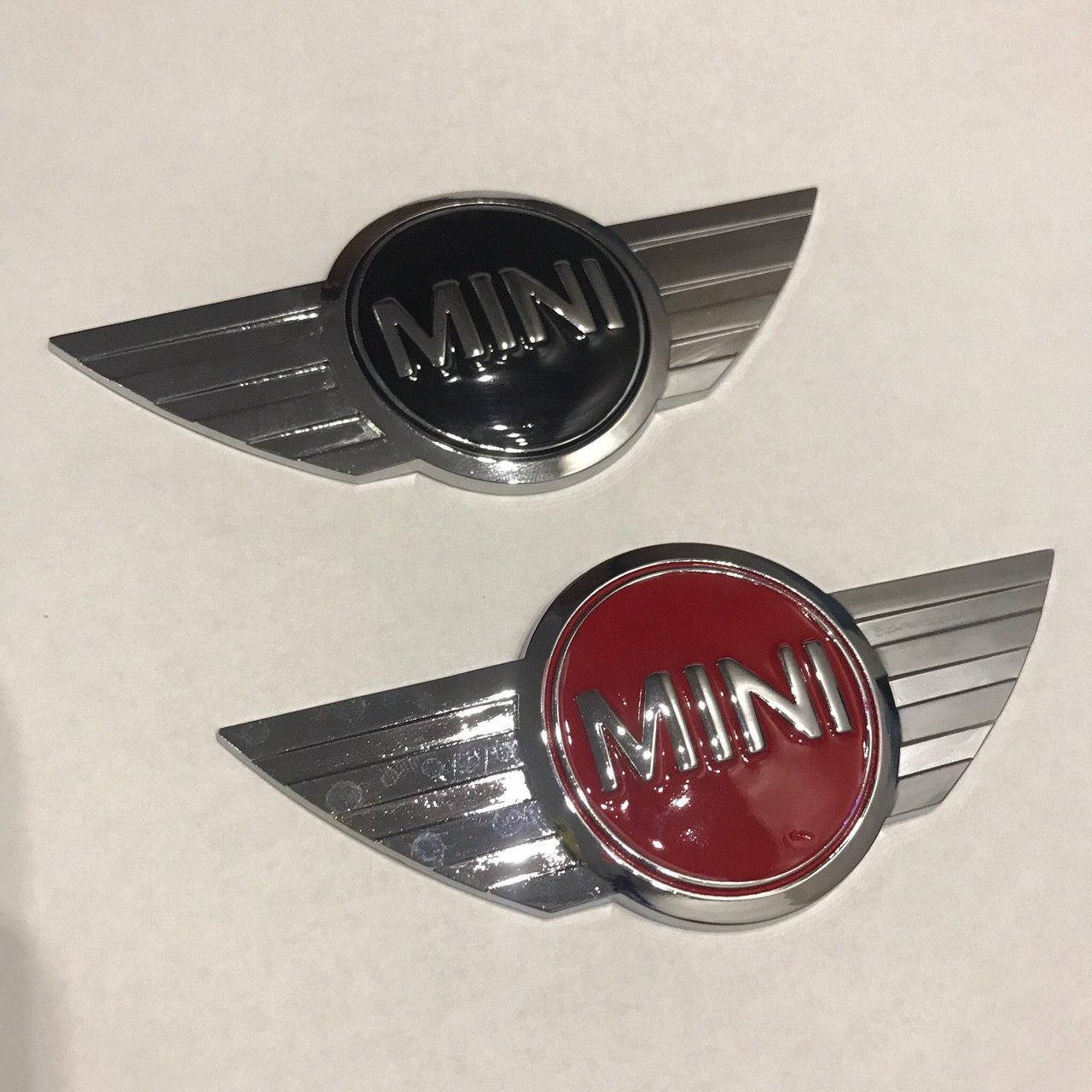 Эмблема MINI (Мини) 115mm (значок, наклейка, логотип на капот багажник) Серебристо-Красная
Эмблема MINI (Мини) 115mm (значок, наклейка, логотип на капот багажник) Серебристо-Красная