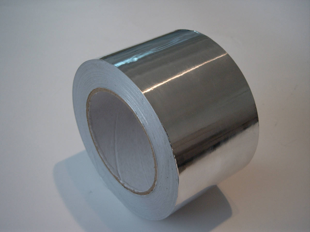 Стрічка алюмінієва самоклеюча, 75 *50 30 мікрон
Стрічка алюмінієва самоклеюча, 75 *50 30 мікрон