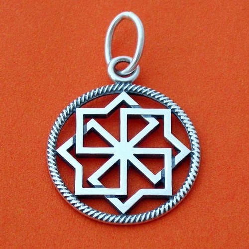 Молвинец двухсторонний славянский оберег - кулон из серебра 925 пробы (19 мм, 2.3 г)
Молвинец двухсторонний славянский оберег - кулон из серебра 925 пробы (19 мм, 2.3 г)