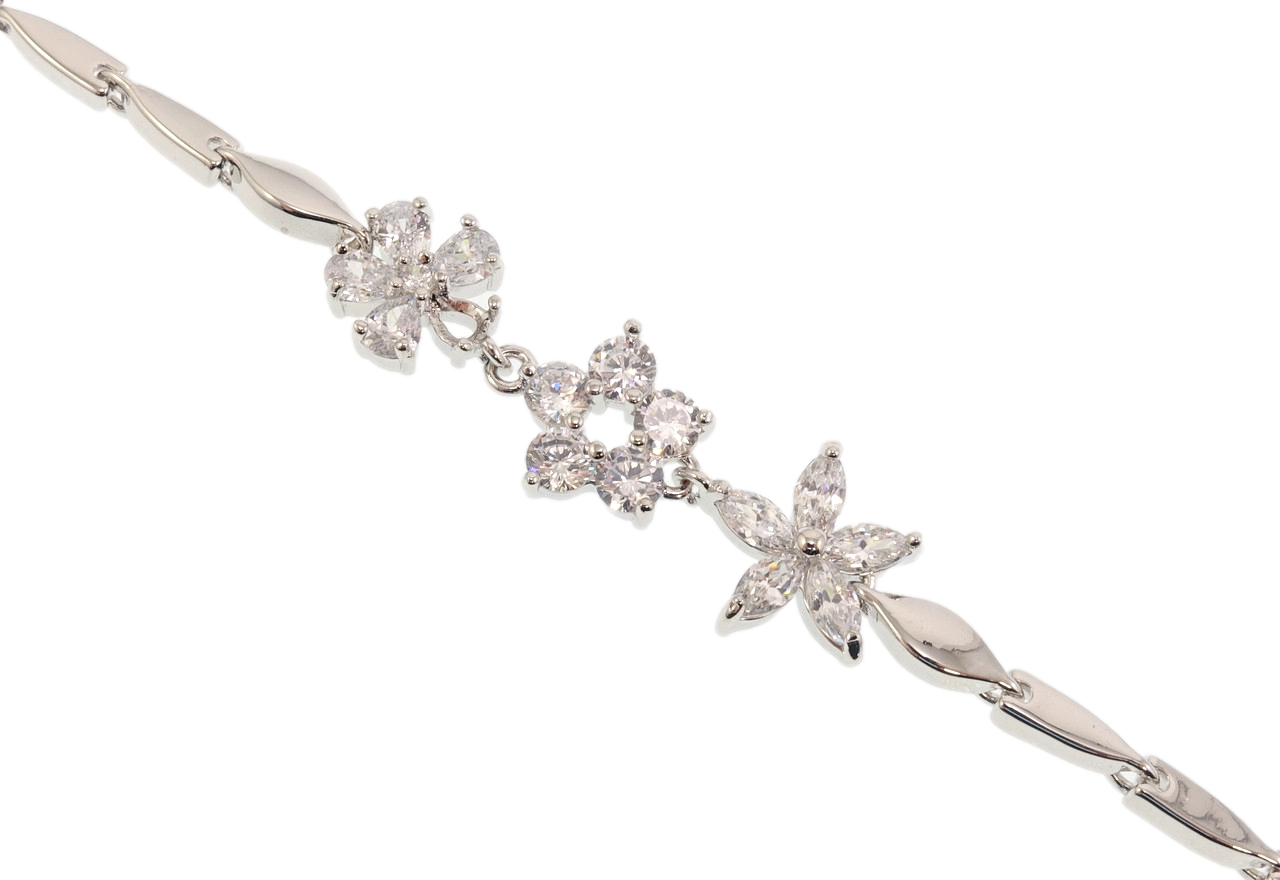 Браслет СМ Родий "Три кристальных цветочка" размер 19,5см х 3-11мм
Браслет СМ Родий "Три кристальных цветочка" размер 19,5см х 3-11мм