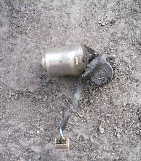 Электродвигатель дворников ВАЗ 2101 2102 2103 2104 2105 2106 2107 2121 Нива 21213 моторчик бу
Электродвигатель дворников ВАЗ 2101 2102 2103 2104 2105 2106 2107 2121 Нива 21213 моторчик бу