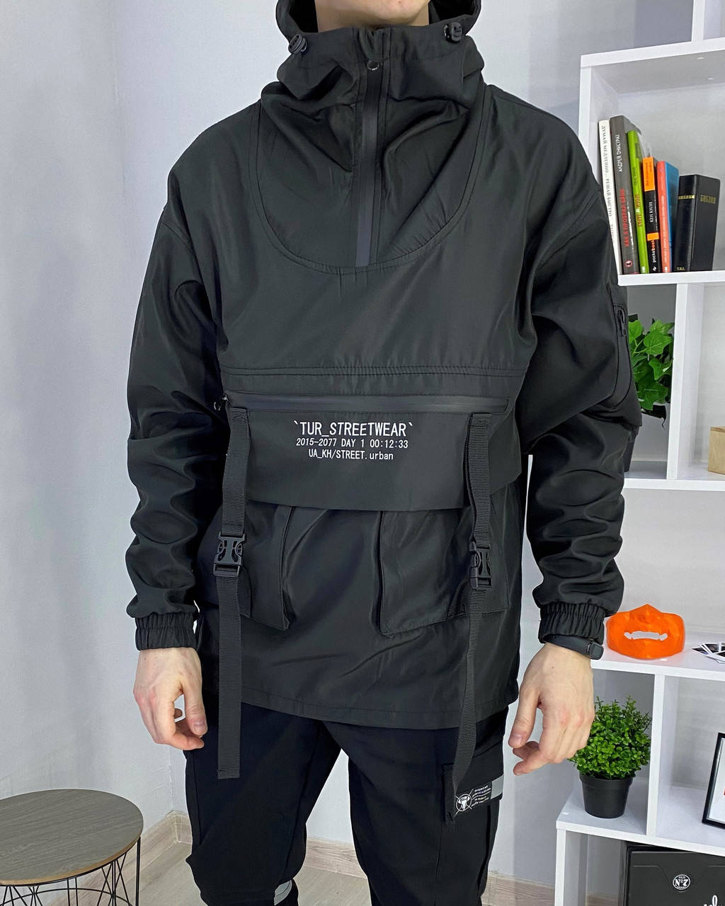 Анорак мужской весенний осенний с ремнями ТУР черный | Ветровка Куртка мужская весенняя осенняя ЛЮКС качества
Анорак мужской весенний осенний с ремнями ТУР черный | Ветровка Куртка мужская весенняя осенняя ЛЮКС качества