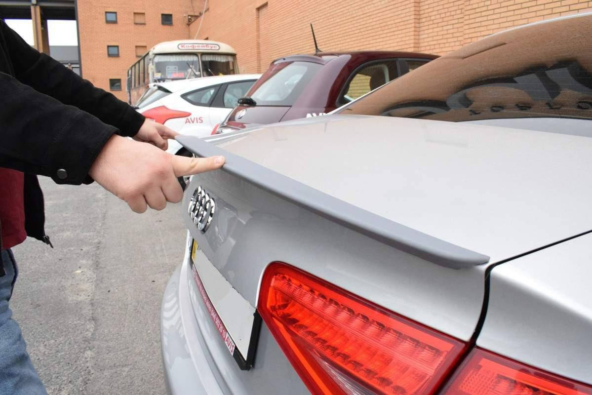 Спойлер лип на багажник Audi A4 B8 2008-2015 ABS пластик под покраску 
Спойлер лип на багажник Audi A4 B8 2008-2015 ABS пластик под покраску