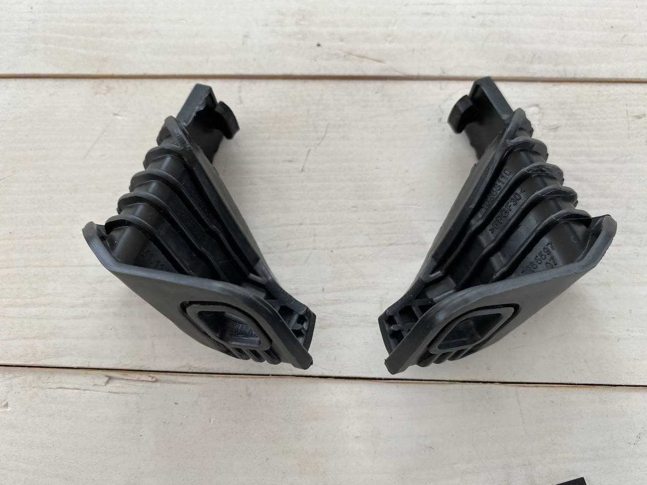 Крепление фар Bmw f30 f31 f35 f32 f33 f36 кронштейн фары крепеж упора 51647285597 51647285598
Крепление фар Bmw f30 f31 f35 f32 f33 f36 кронштейн фары крепеж упора 51647285597 51647285598
