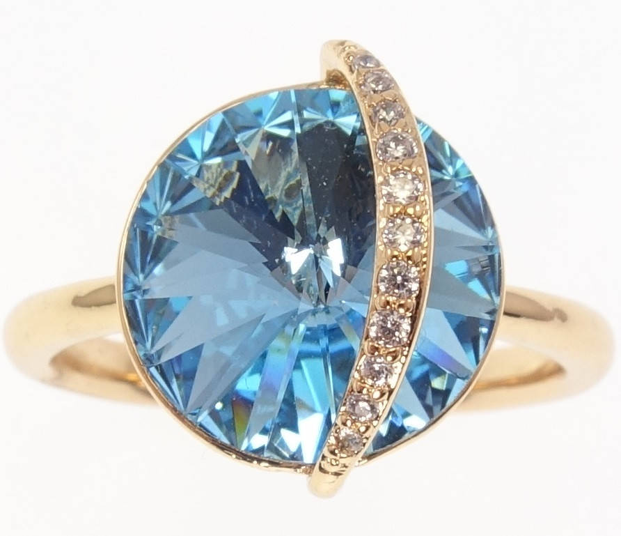 Кольцо Xuping Позолота 18K с кр-ми Swarovski "Кристалл Aquamarin в огранке Риволи ø 13мм с дужкой" р.18
Кольцо Xuping Позолота 18K с кр-ми Swarovski "Кристалл Aquamarin в огранке Риволи ø 13мм с дужкой" р.18
