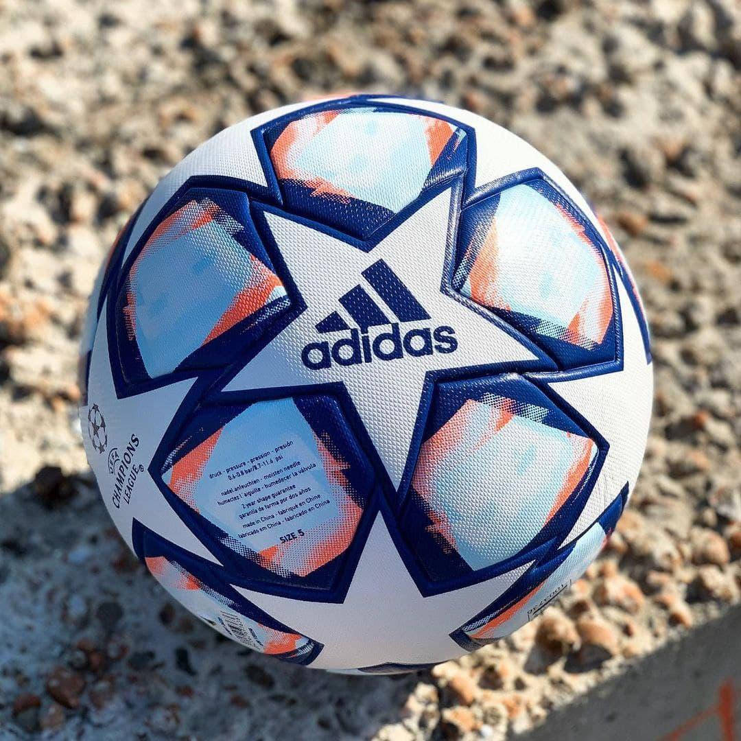 Футбольный мяч Adidas Champions League для игры в футбол/Футбольний мяч Адидас Лиги Чемпионов 
Футбольный мяч Adidas Champions League для игры в футбол/Футбольний мяч Адидас Лиги Чемпионов