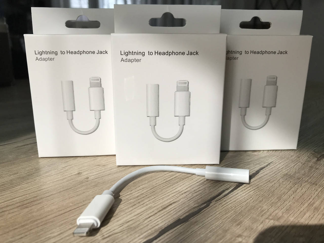 Перехідник AUX для навушників iPhone 7, 7 Plus, 8, 8+ X, XR адаптер LIGHTNING 3.5 Bluetooth
Перехідник AUX для навушників iPhone 7, 7 Plus, 8, 8+ X, XR адаптер LIGHTNING 3.5 Bluetooth