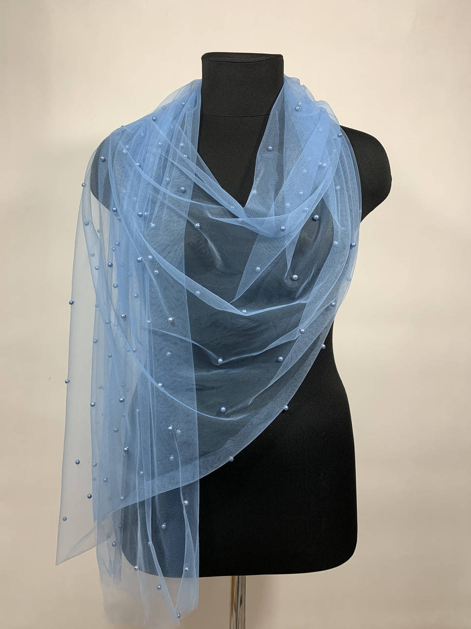 Фатіновий блакитний шарф з бусинками, Голубой 
Фатіновий блакитний шарф з бусинками, Голубой